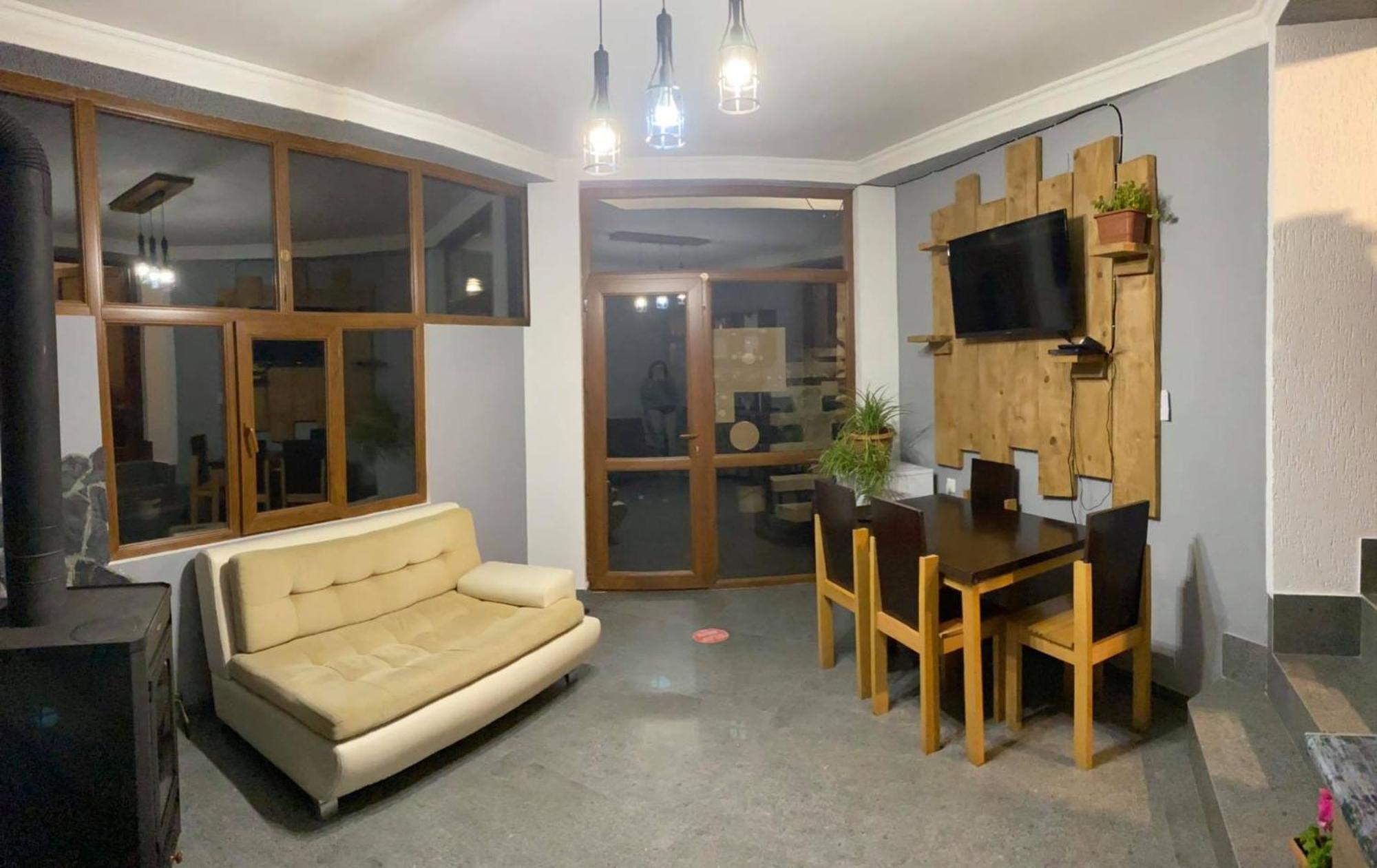Guest House Nikala Μέστια Εξωτερικό φωτογραφία