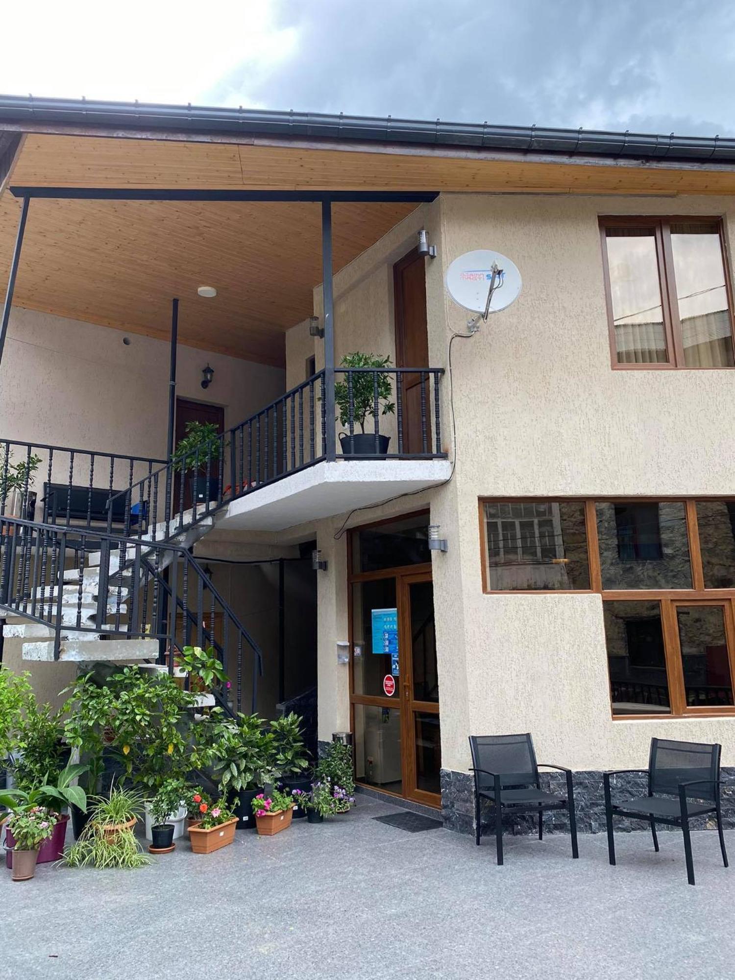 Guest House Nikala Μέστια Εξωτερικό φωτογραφία